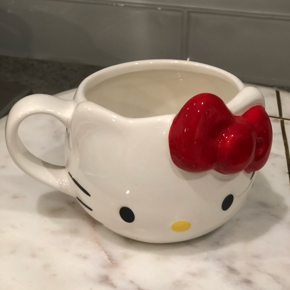 Hello Kitty Other - ✨NWT✨ Hello Kitty Ceramic Coffee Tea Hot Cocoa Mug